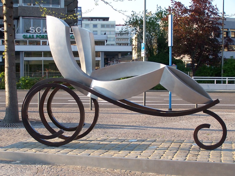 Datei:Bertha Benz Denkmal.jpg