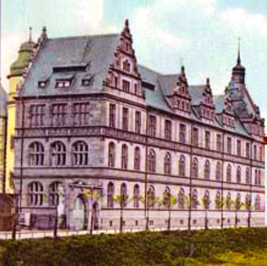 Datei:Gymnasium Pforzheim - Altes Reuchlin-Gymnasium, eingeweiht am 9. 2. 1905, Entwurf Bezirksbauinspektor Heinrich Henz.png