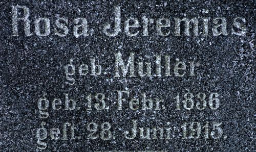 Datei:Rosa Jeremias geb. Müller (geb. 13. Februar 1836, gest. 28. Juni 1915 in Pforzheim), Inschrift.jpg