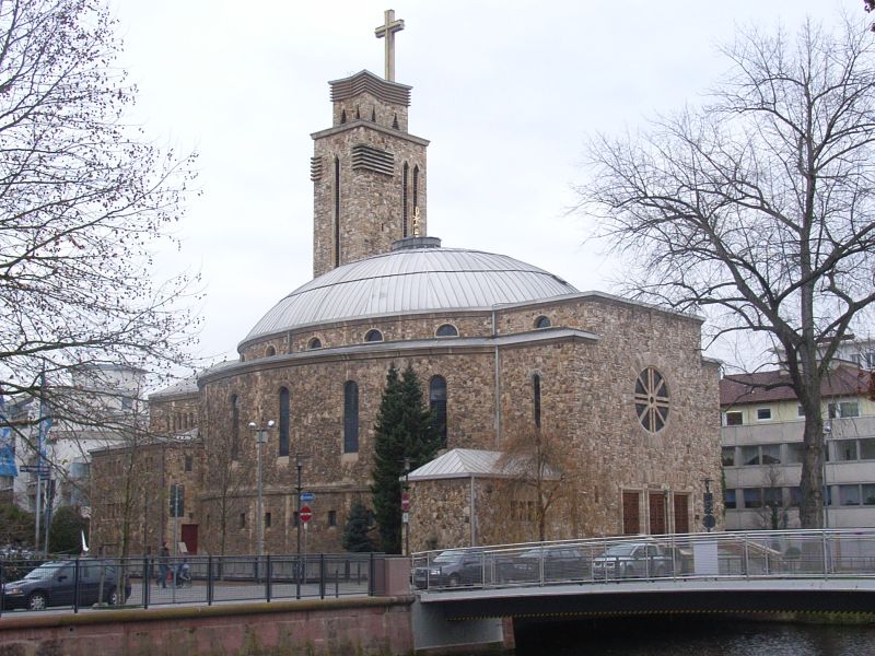 Datei:Herz-Jesu-Kirche.jpg
