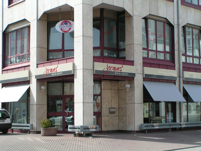 Datei:Jaques´ weindepot.jpg