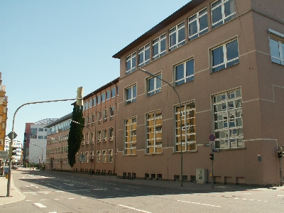 Datei:Theodor-Heuss-Gymnasium.jpg