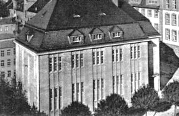 Datei:Reichsbank-Nebenstelle, Emilienstraße 20-22, Entwurf Robert Curjel und Karl Moser, erbaut 1908–1909.png