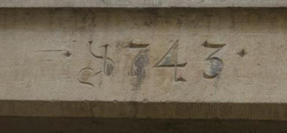 Datei:Jahreszahl an Seite Steinbeishaus.jpg