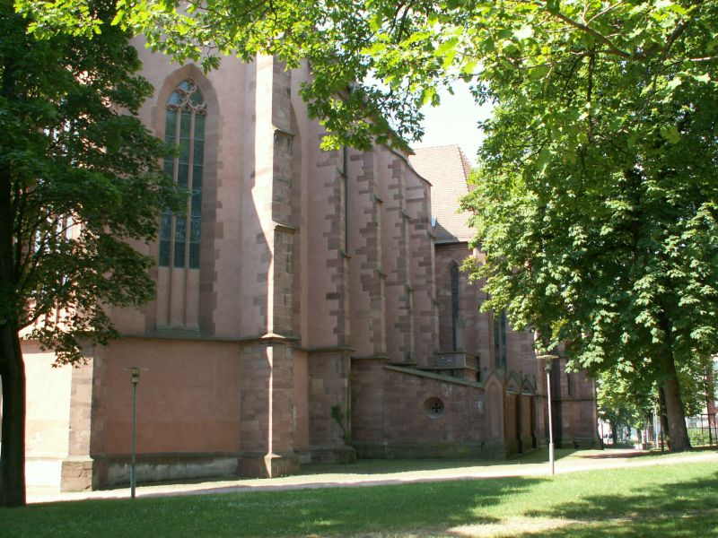 Datei:Pf-schlosskirche-vom-park-juni2006.jpg