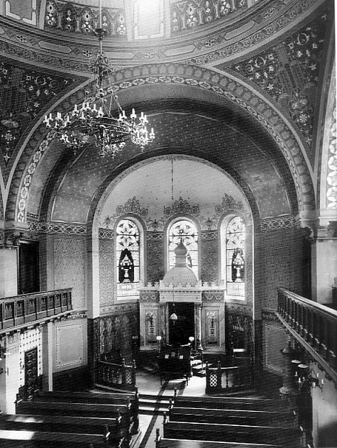 Datei:Alte Synagoge an der Zerrennerstraße 26-28 in Pforzheim, Inneres.jpg