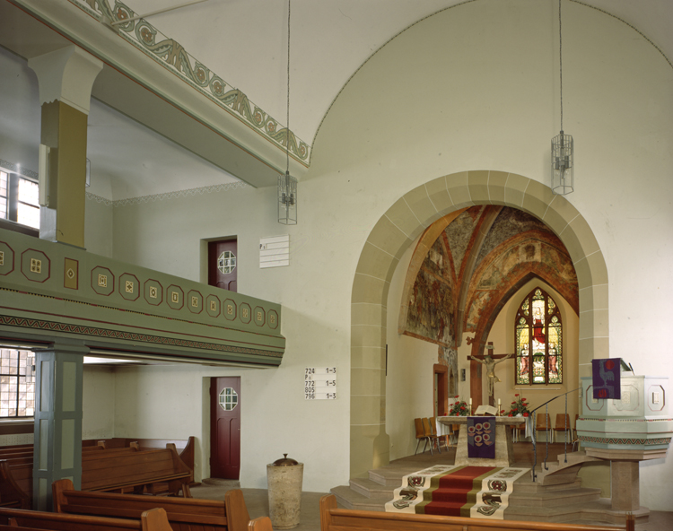 Datei:Ötisheim- Kirche innen.jpg