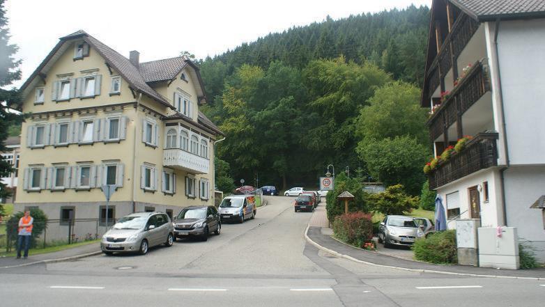 Datei:Steinhofstraße in Unterreichenbach.jpg