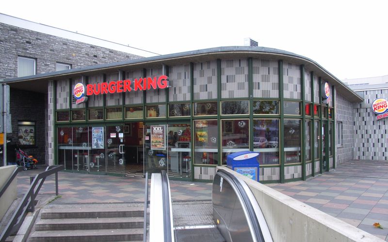 Datei:Burger King Pfhm Hbf.jpg