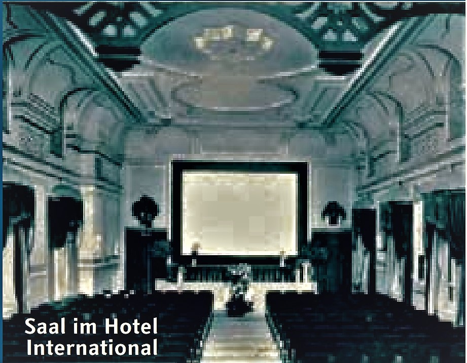 Datei:Hotel International in der Kiehnlestraße, am Bahnhof in Pforzheim, Besitzer A. Seiser (Saal).jpg
