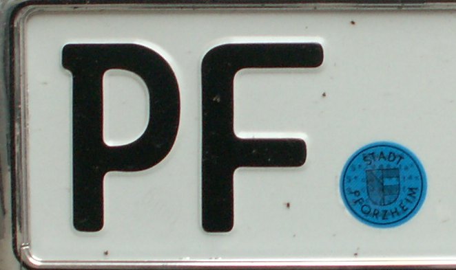 Datei:Kennzeichen PF begrenzteZeit.jpg