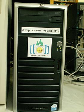 Datei:Server-im-Rack.jpg