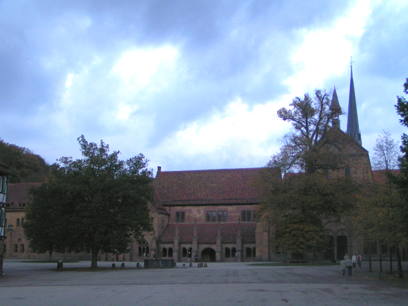 Datei:M K Klosterhof.jpg