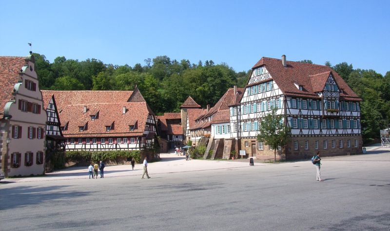 Datei:KlMbr Klosterhof3.jpg