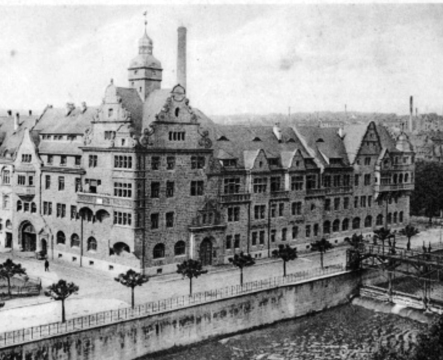Datei:Ehemaliges Gebäude des Elektrizitätswerks an der Enz in Pforzheim.png
