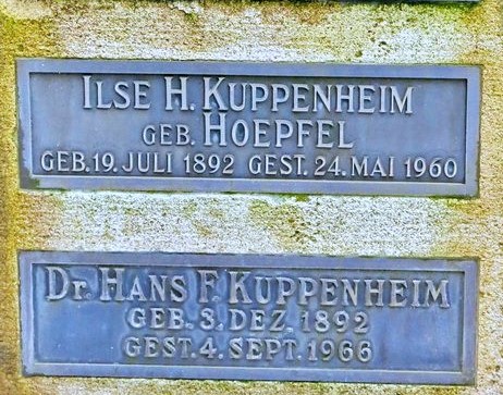Datei:Hans F. Kuppenheim (geb. 3.12.1892 in Pforzheim; gest. am 04.09.1966 in Louisville, Jefferson, Kentucky, USA) und Ilse H. Kuppenheim geb. Hoepfel (geb. 19.7.1892; gest. 24.5.1960).jpg