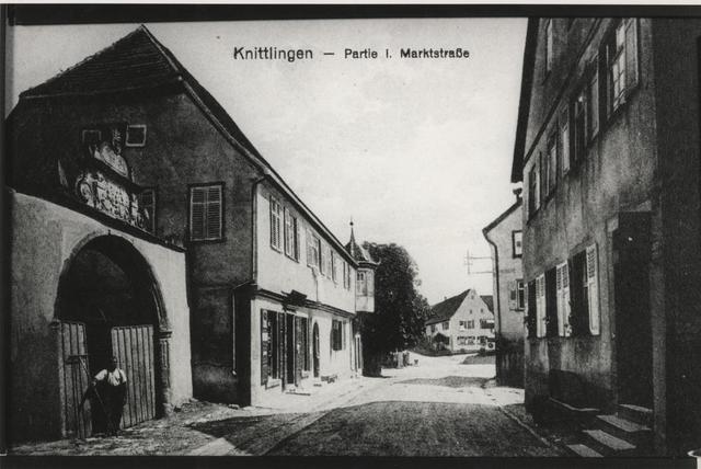 Datei:Thurn- und Taxische Poststation in Knittlingen vor 1945, Marktstraße.jpg