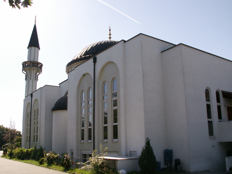 Datei:Fatih-Moschee Back.jpg