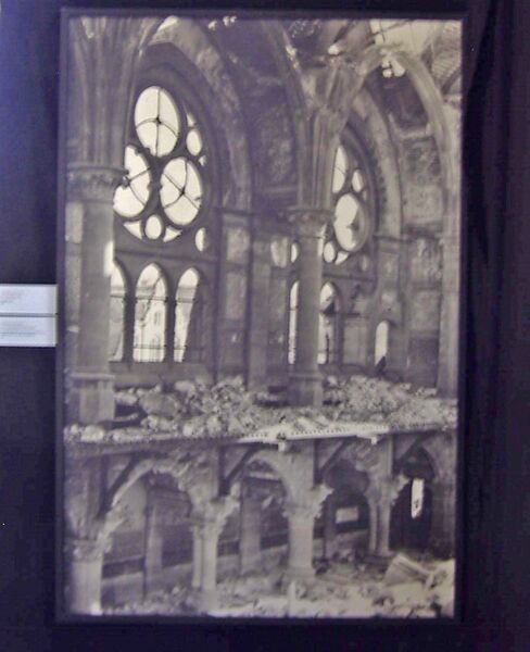 Datei:Zerstörung Schlosskirche Stadtmuseum.jpg