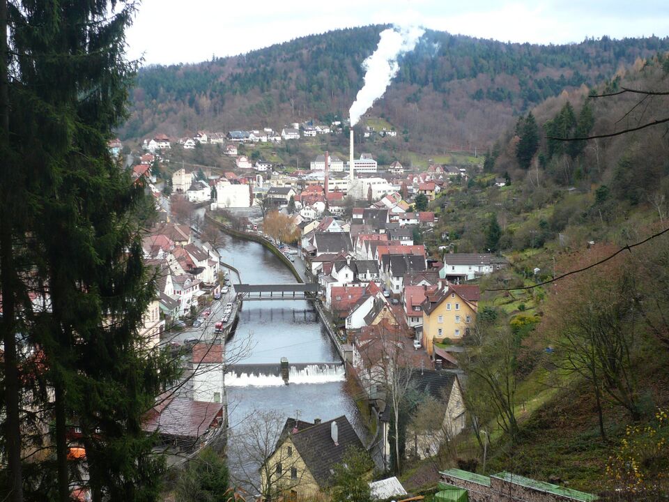Datei:Neuenbürg Enztalblick.jpg