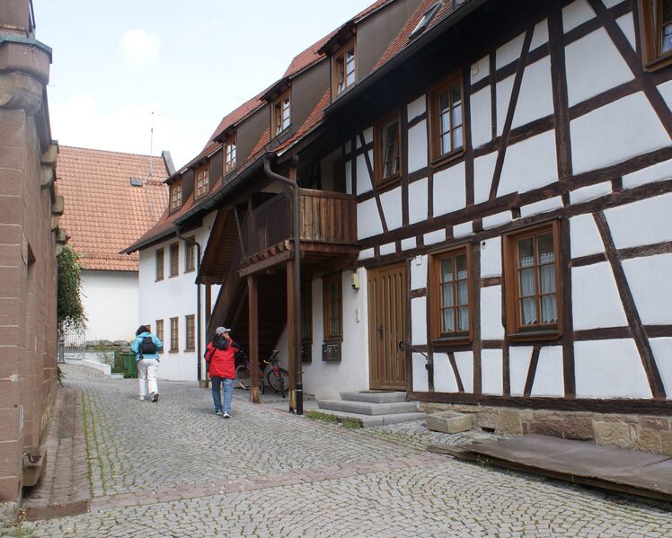 Datei:Fauststraße mit Geburtshaus Fausts.jpg
