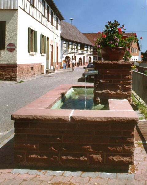 Datei:Weiler Brunnenstr..jpg