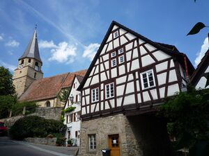 Rosswag-St-Martin-Strasse-Kirche.jpg