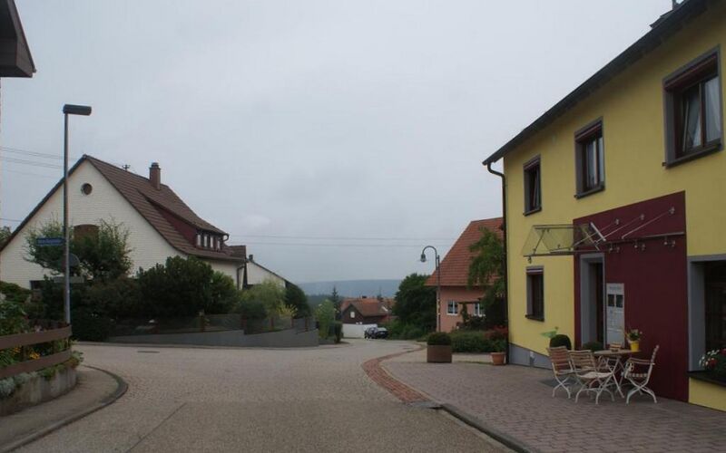 Datei:Wildbader Straße in Dobel.jpg
