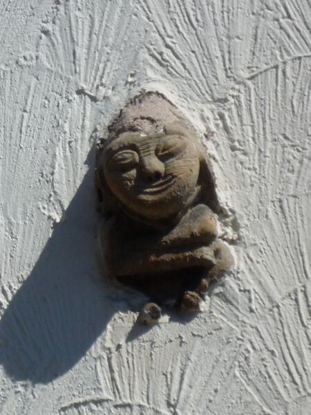 Datei:Illingen-Kirche-Fassaden-Detail.jpg