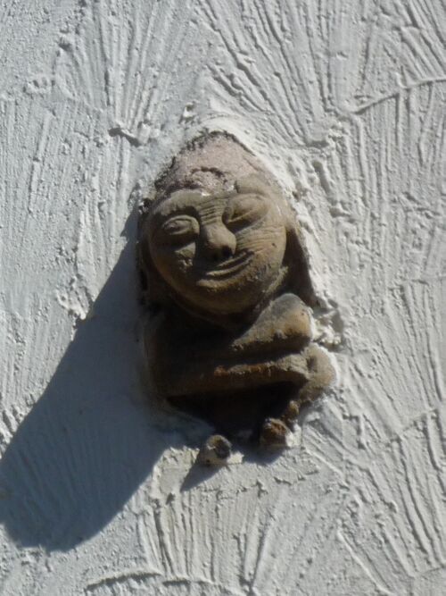 Datei:Illingen-Kirche-Fassaden-Detail.jpg