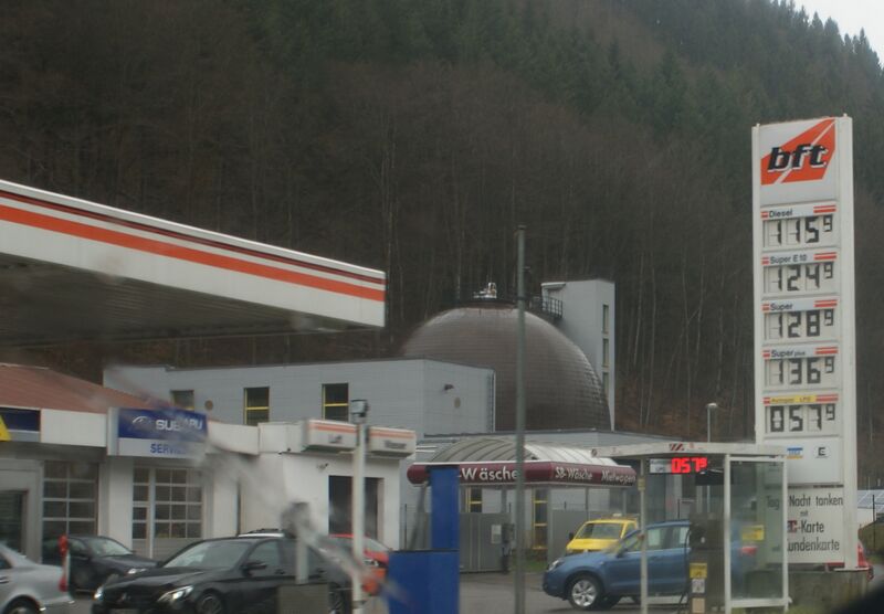 Datei:Tankstelle BFT.JPG