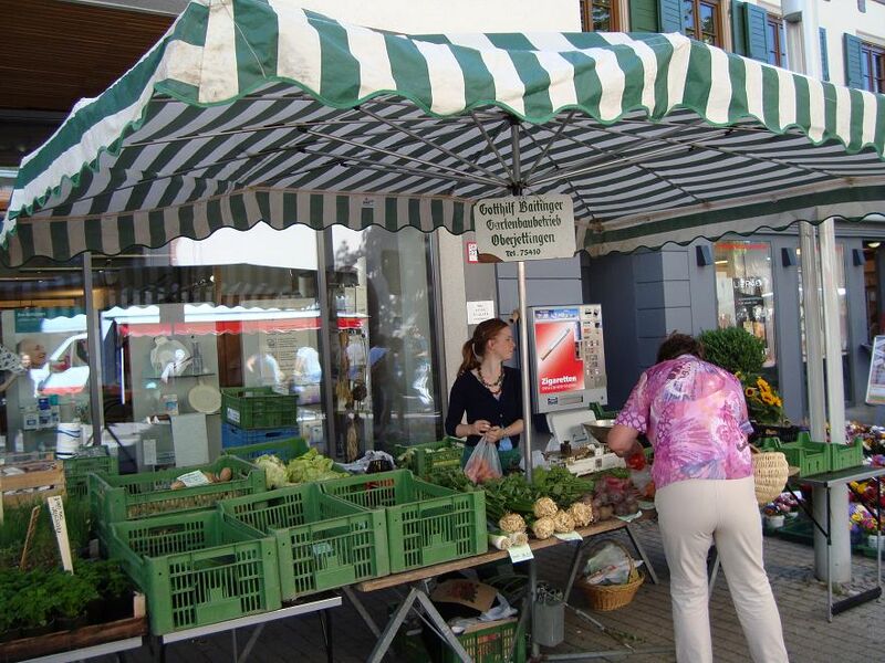 Datei:Marktstand Nagold.JPG