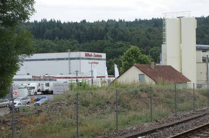 Datei:Möbel Zentrum Birkenfeld.JPG