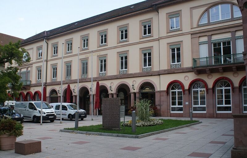 Datei:Das Mokni`s Hotel.JPG