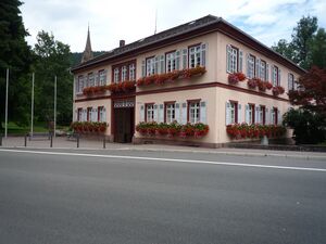 Hoefen-Rathaus.jpg