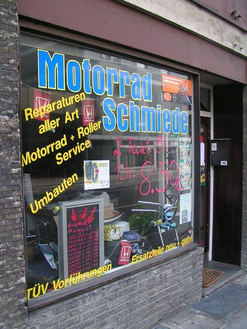 Datei:Motorradschmiede.jpg