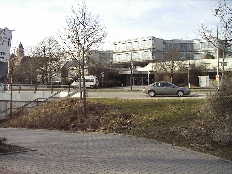 Datei:Fritz Erler Schule1.jpg