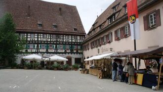 Rathaus und Klosterschmiede Klosterschenke.JPG