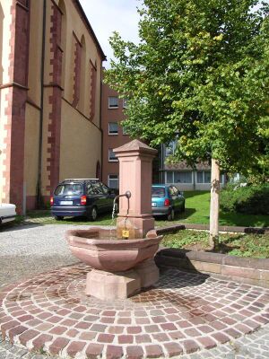 Waisenhausbrunnen.jpg