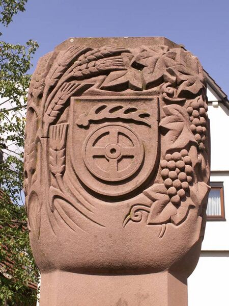 Datei:Ölbronner Brunnen 04.jpg