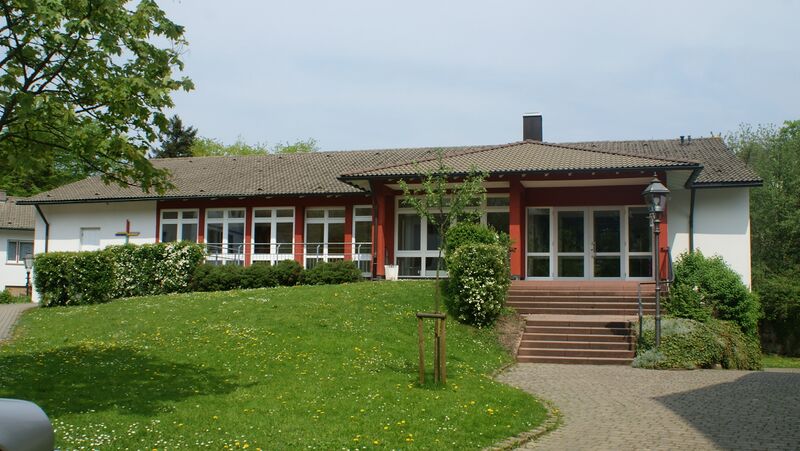 Datei:Ev. Gemeindehaus Bad Herrenalb.JPG