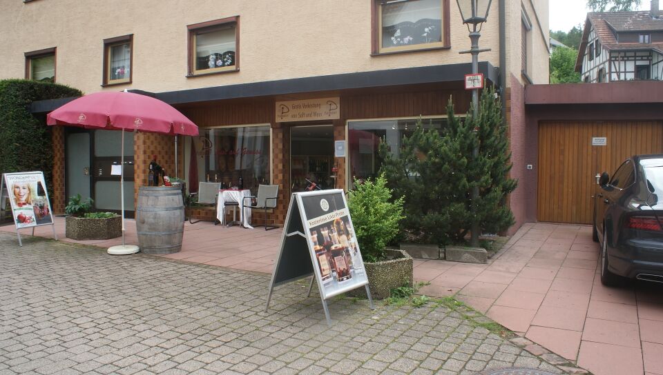 Datei:Likörladen mit Probe.JPG