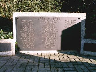 Gefallenendenkmal Wilferdingen Tafel 3.jpg