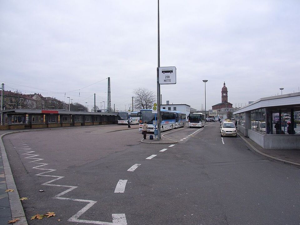 Datei:ZOB Mitte (2006).jpg