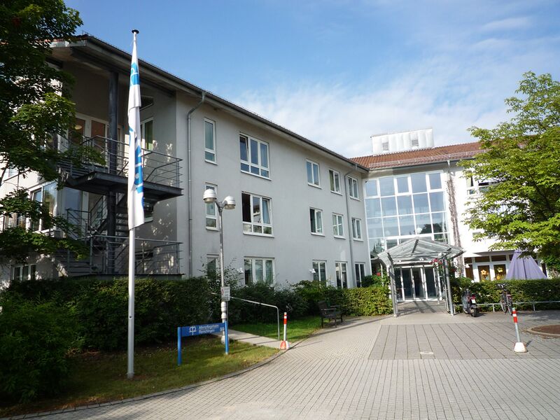 Datei:Wilferdingen-Altenpflegeheim.jpg