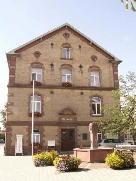 Datei:Ölbronner Rathaus.jpg