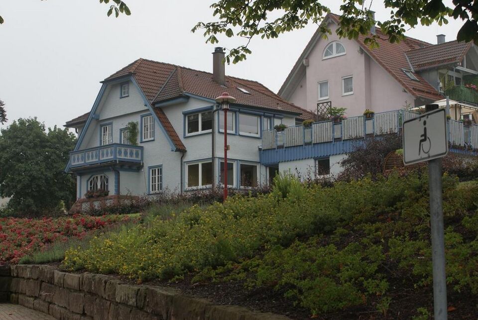Datei:Haus Herrenalber Straße Dobel.jpg