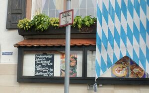 Angebot Restaurant mit Biwegarten.JPG