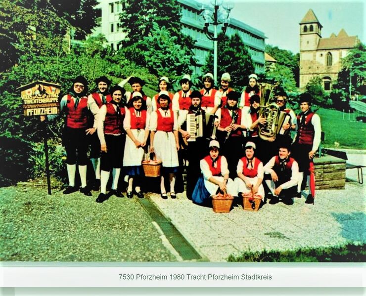 Datei:Pforzheimer Tracht (b).jpg