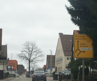 Straße nach Neienvürg.jpg